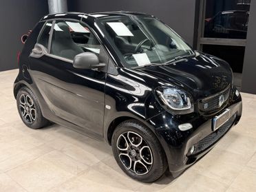 smart forTwo Cabrio eq nightsky