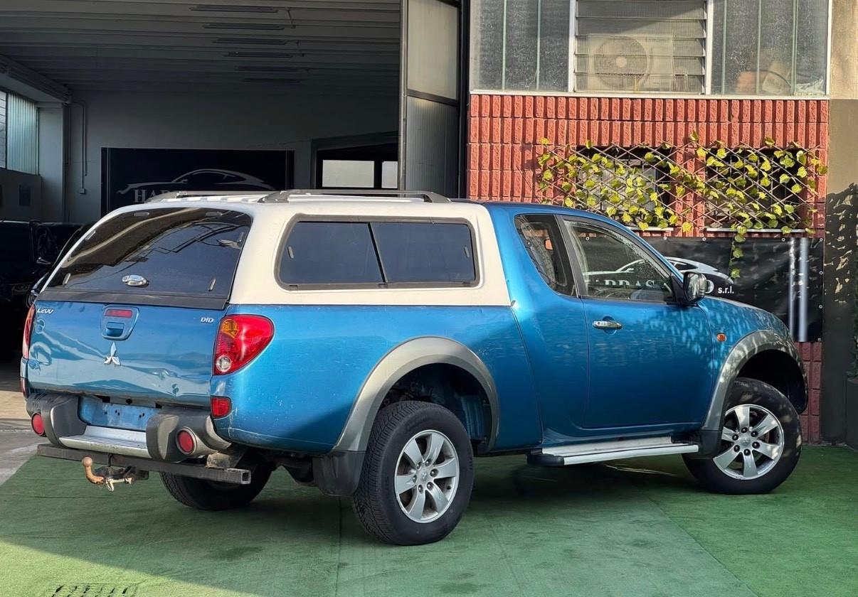 Mitsubishi L200 2.5 DI-D/136CV Double Cab Invite