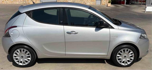 LANCIA Ypsilon 1.2 69 CV 5 porte GPL Gold