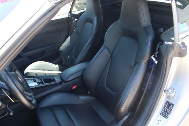 PORSCHE 911 Carrera GTS Cabriolet