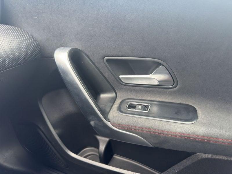 Mercedes-Benz Classe A A 180 d Premium