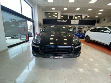 PORSCHE Cayenne 4.1 S Diesel APPROVED 11/2026