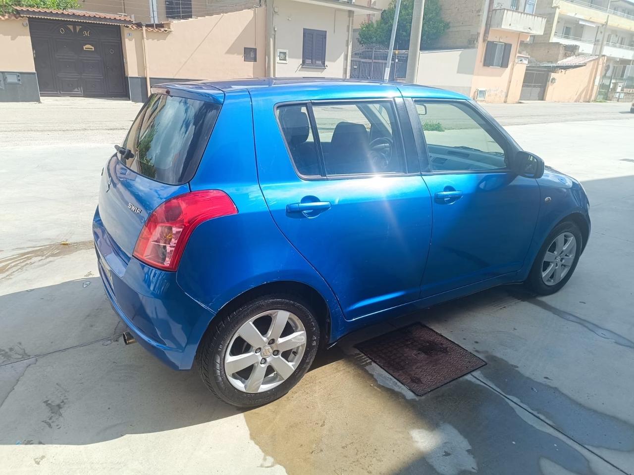 Suzuki Swift 1.3 5p. GPL