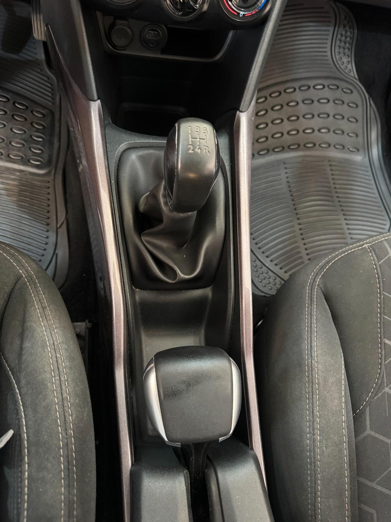 Peugeot 2008 PureTech 82 cv. Allure OK NEOPATENTATI