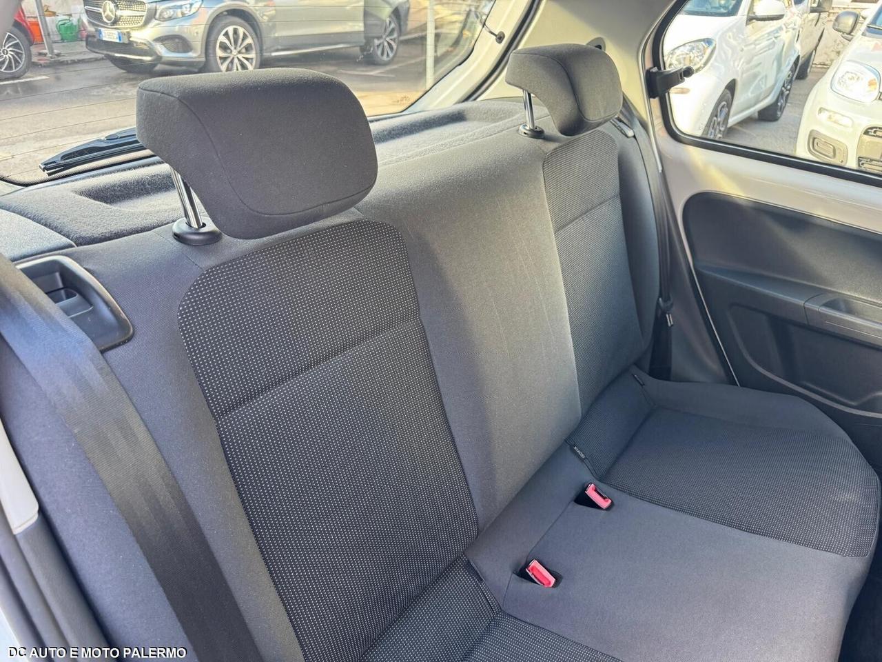 Volkswagen UP! 1.0 Benzina 68cv..Metano..2014