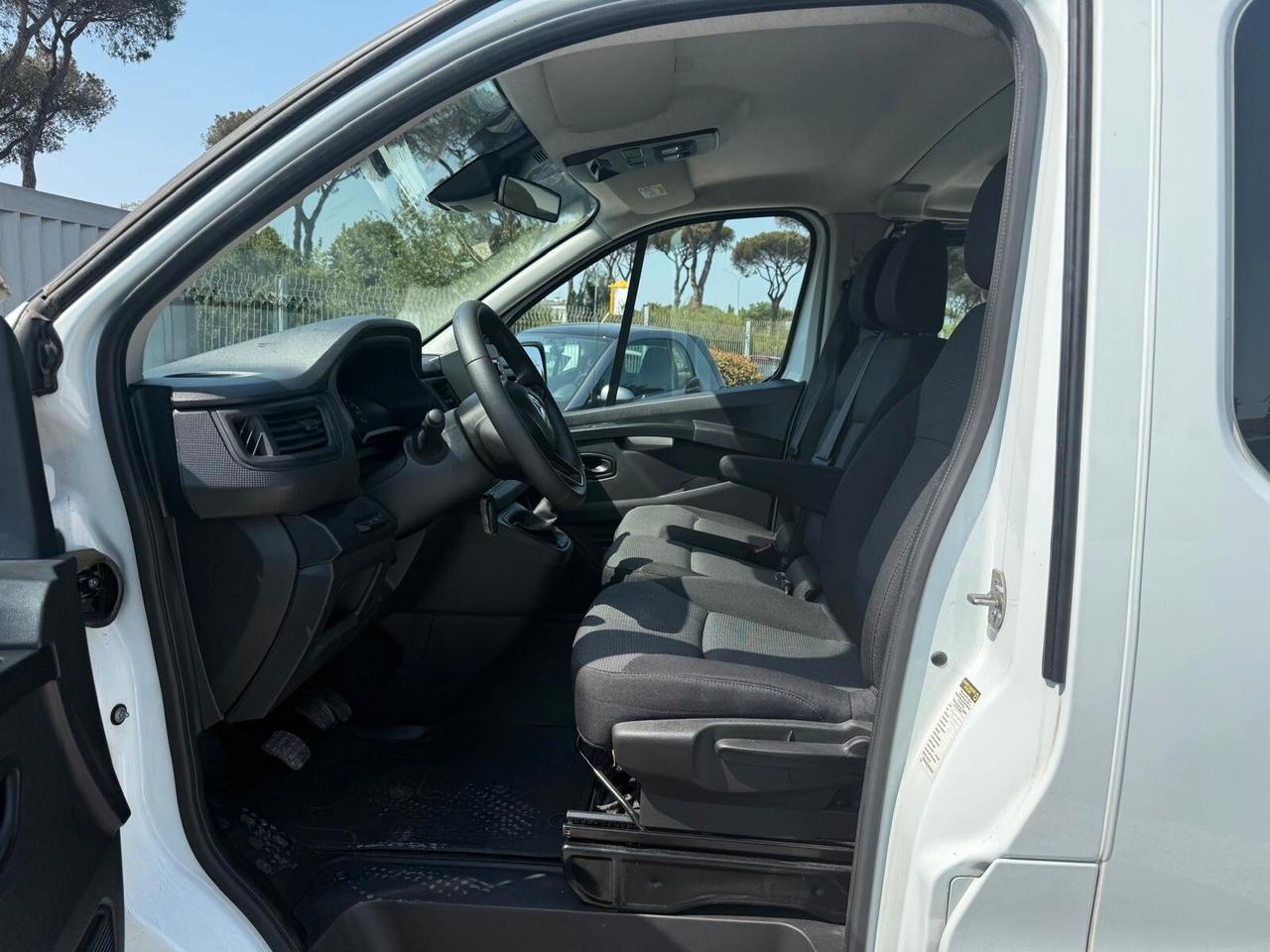 Renault Trafic BluedCi 110CV PL-TN Equilibre 9 POSTI