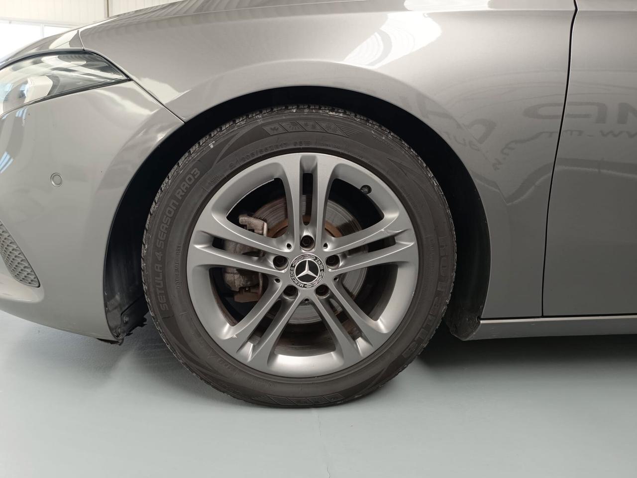 Mercedes-benz A 180 d Automatic Premium