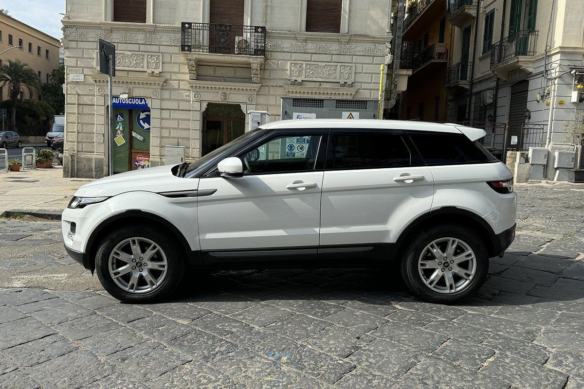 LAND ROVER Range Rover Evoque 2.2 TD4 5p. Prestige