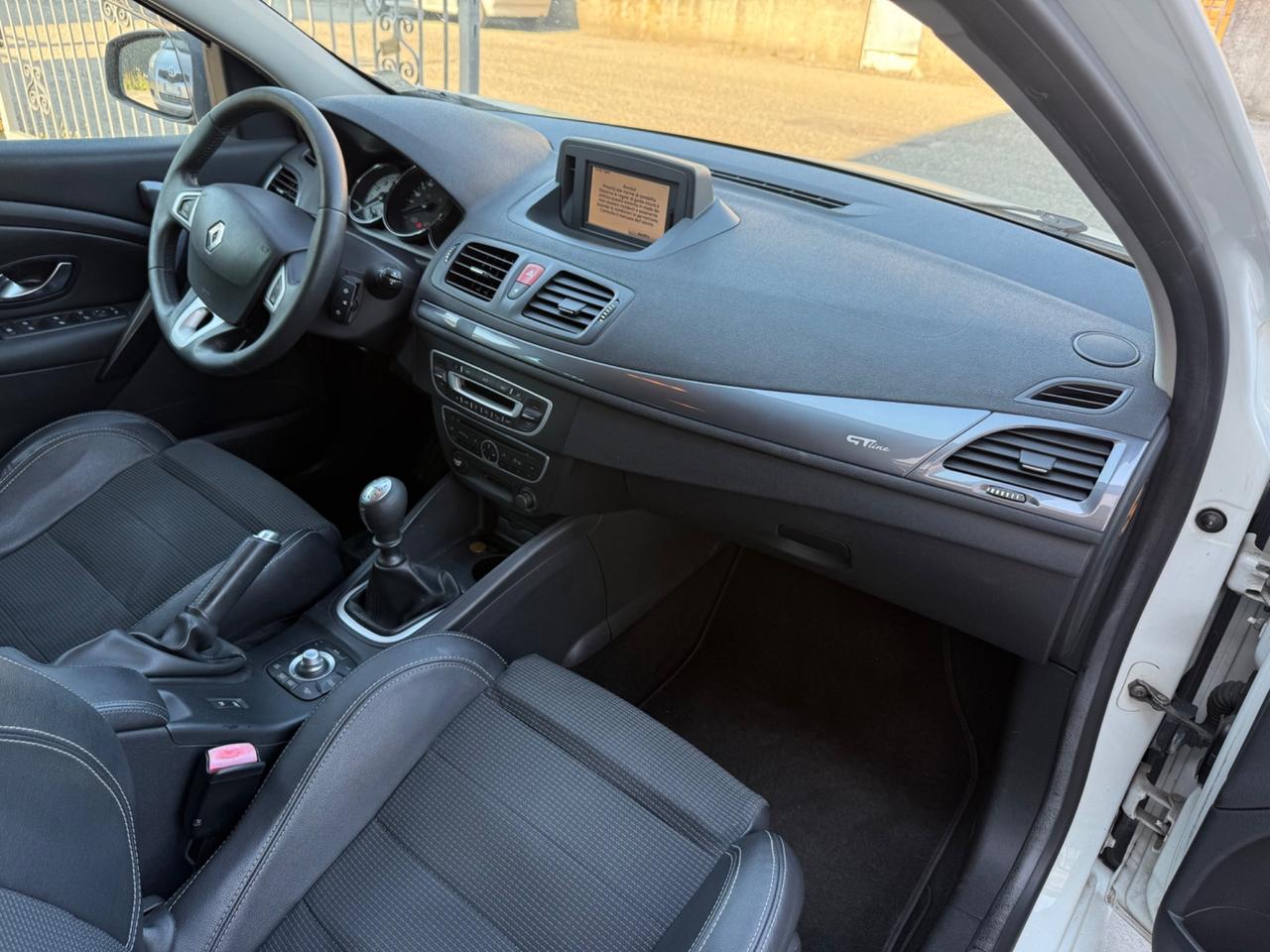 Renault Megane 1.5 dCi 110CV GT Line 12/2010 UNICA