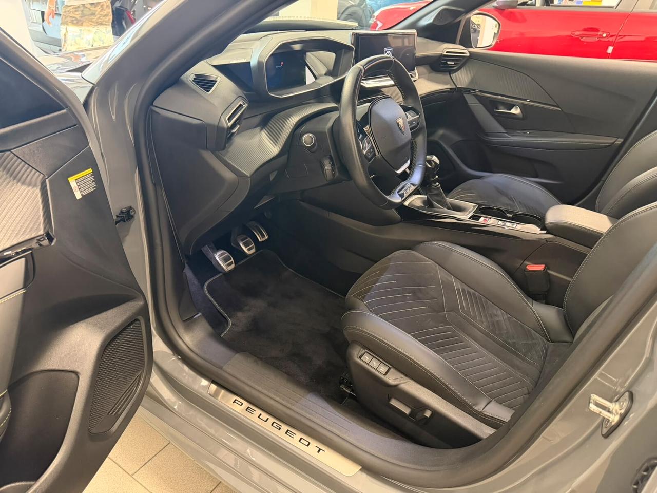 Peugeot 208 PureTech 100 Stop&Start 5 porte GT