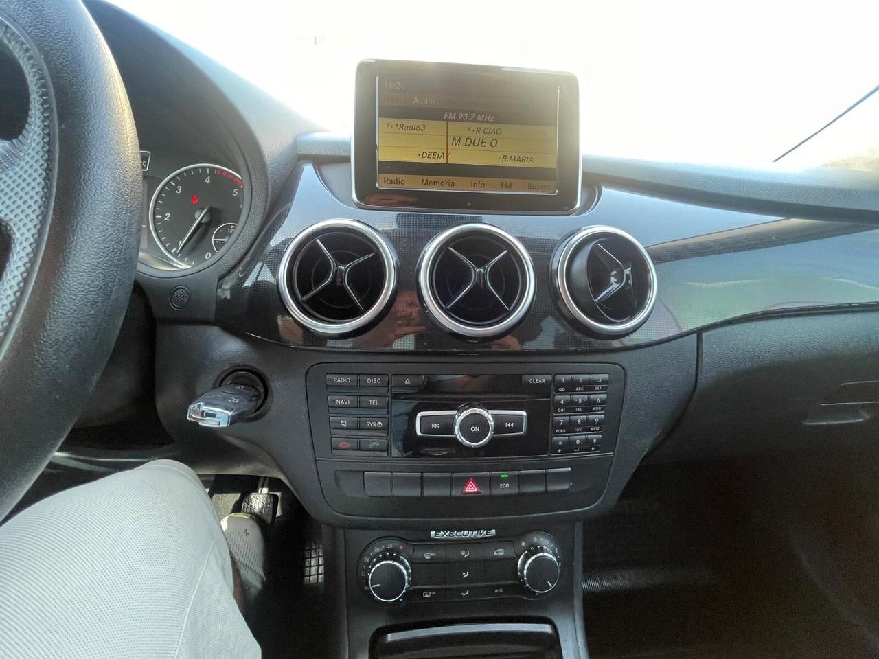 Mercedes-benz B 180 CDI BlueEFFICIENCY Premium