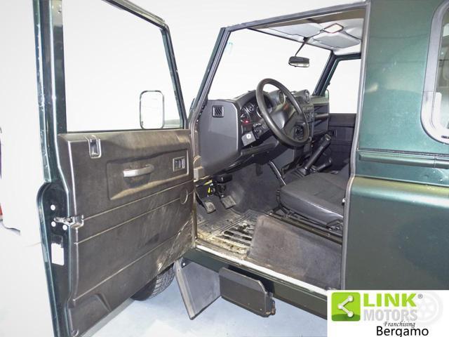 LAND ROVER Defender 2.4 TD4 Station Wagon E -Tagliandi Certificati