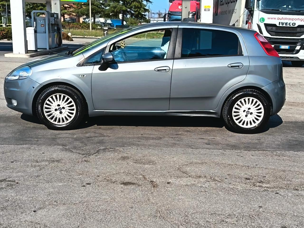 Fiat Grande Punto 1.3 MJT 75 CV 5 porte Active neopat occasione