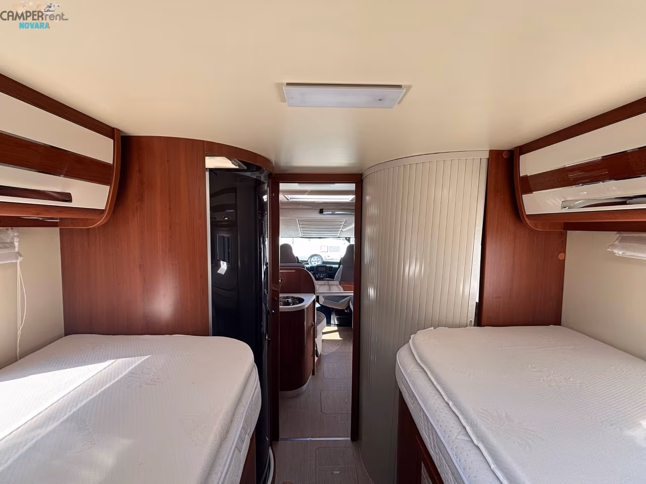 MOBILVETTA K.YACHT 85 TEKNO LINE - Motorhome con letti gemelli ed ampio garage