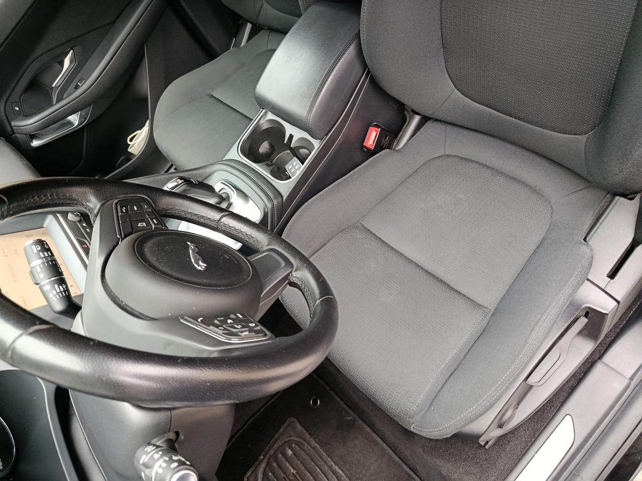 Jaguar E-Pace S D 150 #7180