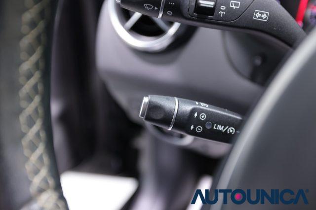 MERCEDES-BENZ GLA 200 D AUTOMATIC SPORT