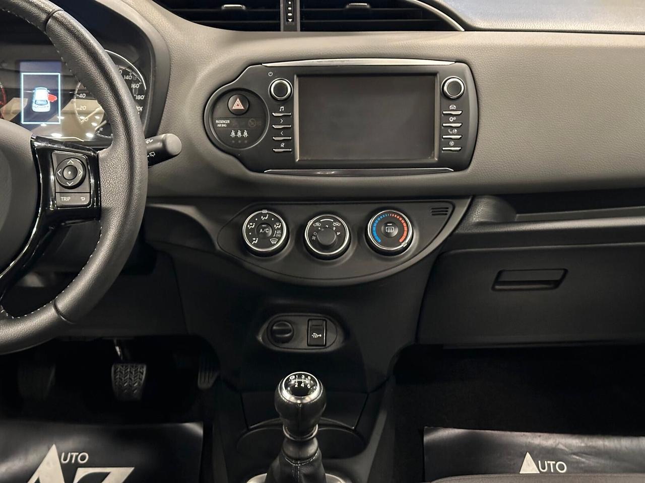 Toyota Yaris 1.5 5 porte Lounge