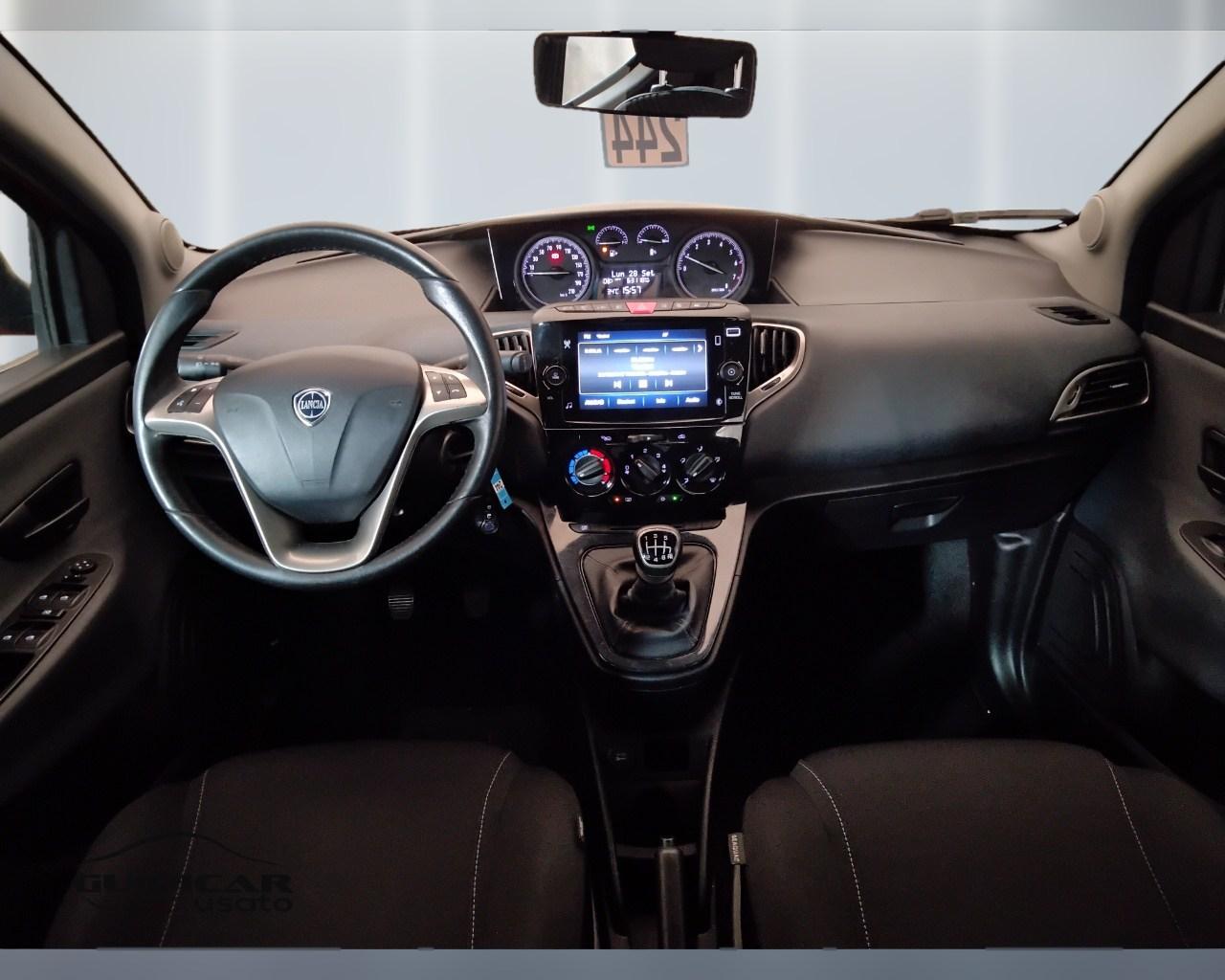 LANCIA Ypsilon III 2021 - Ypsilon 1.0 firefly hybrid Gold s&s 70cv