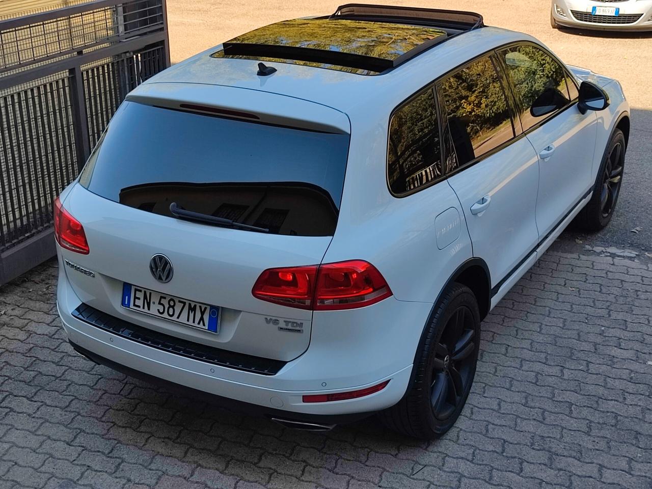 VOLKSWAGEN TOUAREG TDV6 FULL OPT NUOVA IN TUTTO UNICA