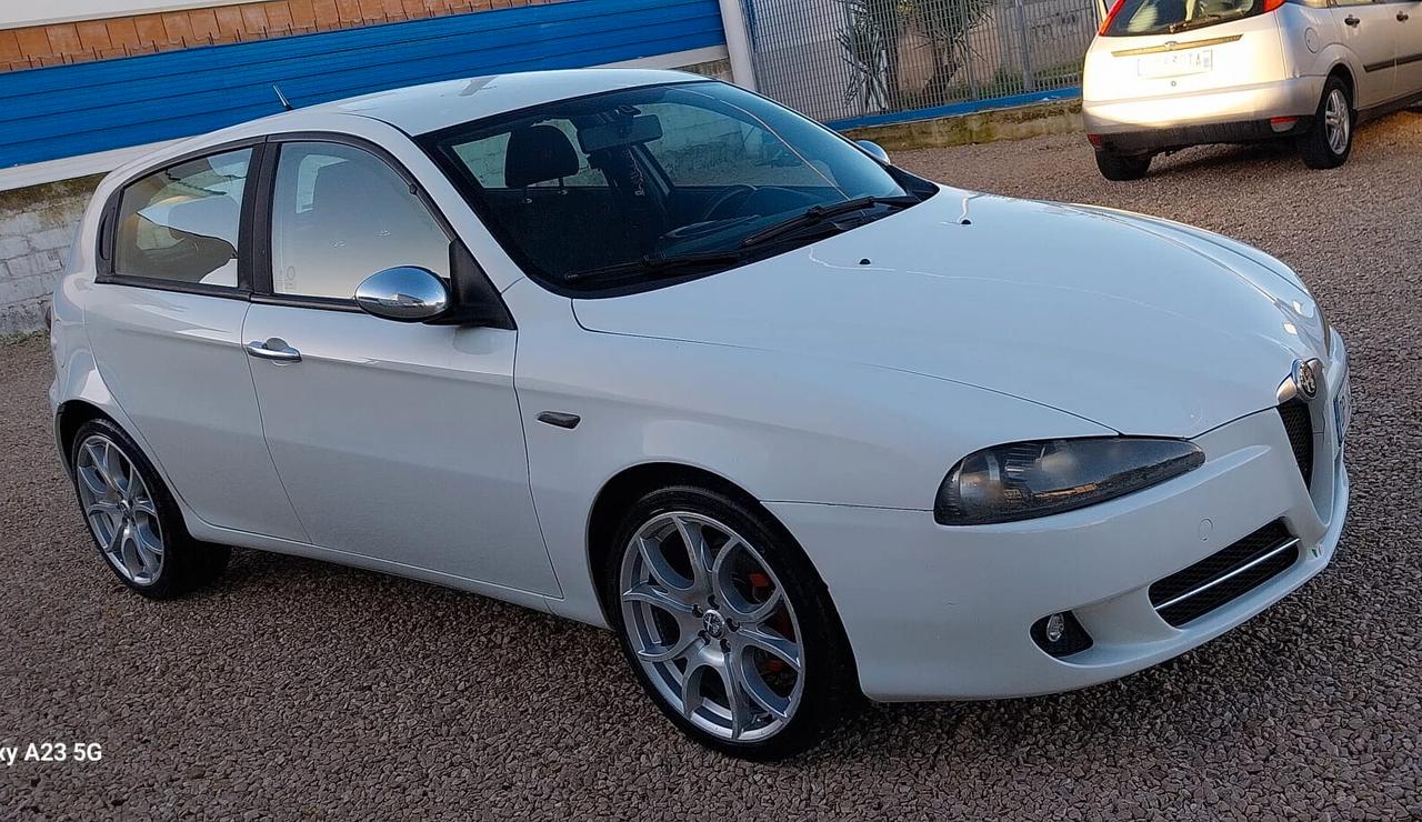 Alfa Romeo 147 1.9 JTD M-JET 16V 5 porte Q2