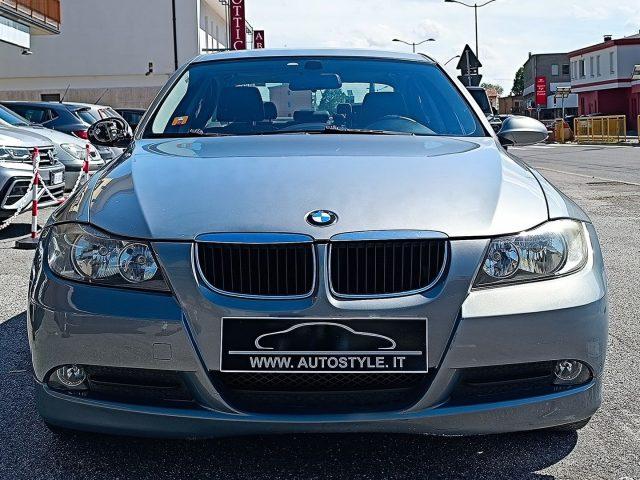 BMW 318 i cat BERLINA E90