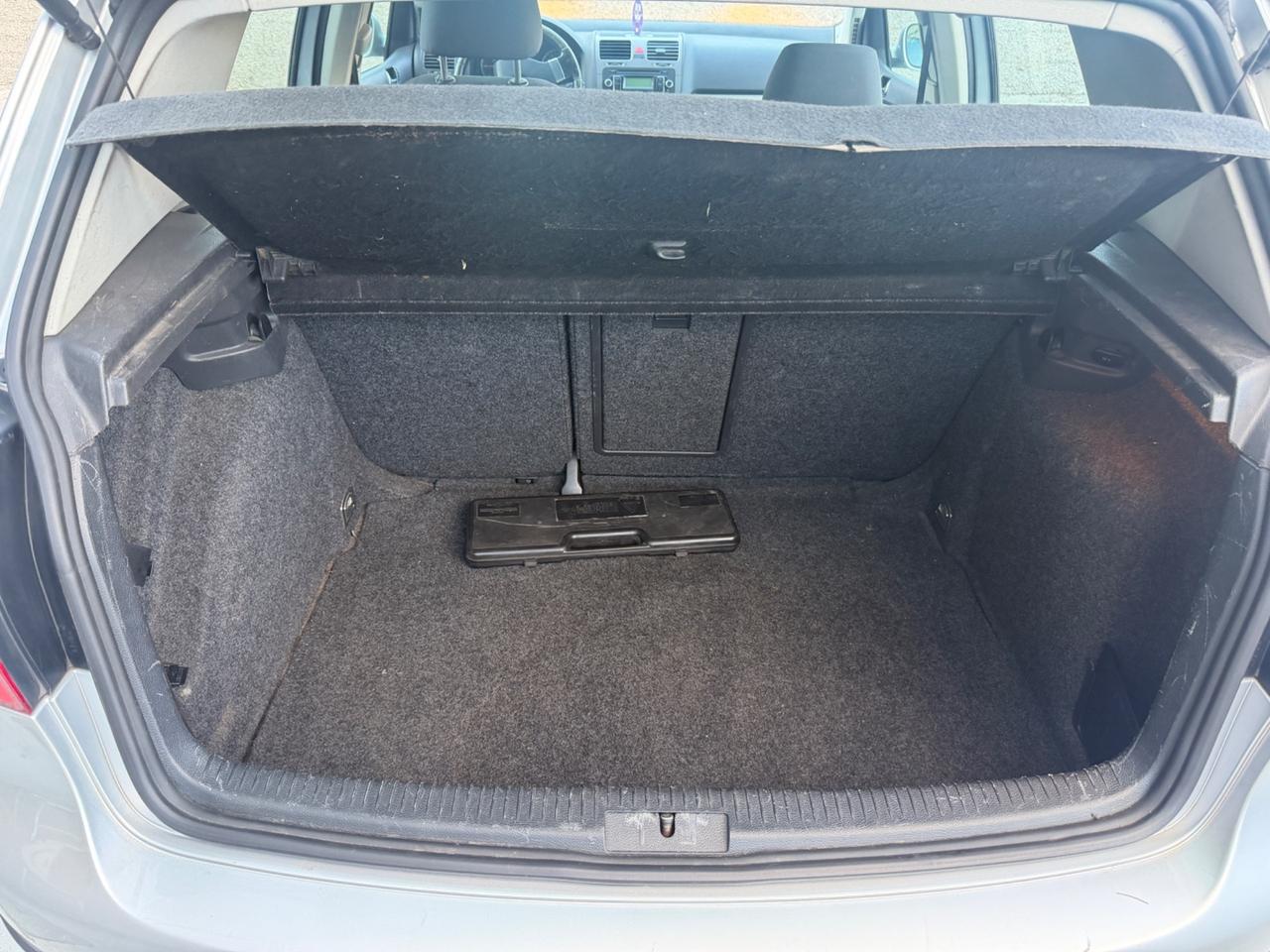 VW GOLF 1.9 TDI 105CV 77KW CERCHI 17
