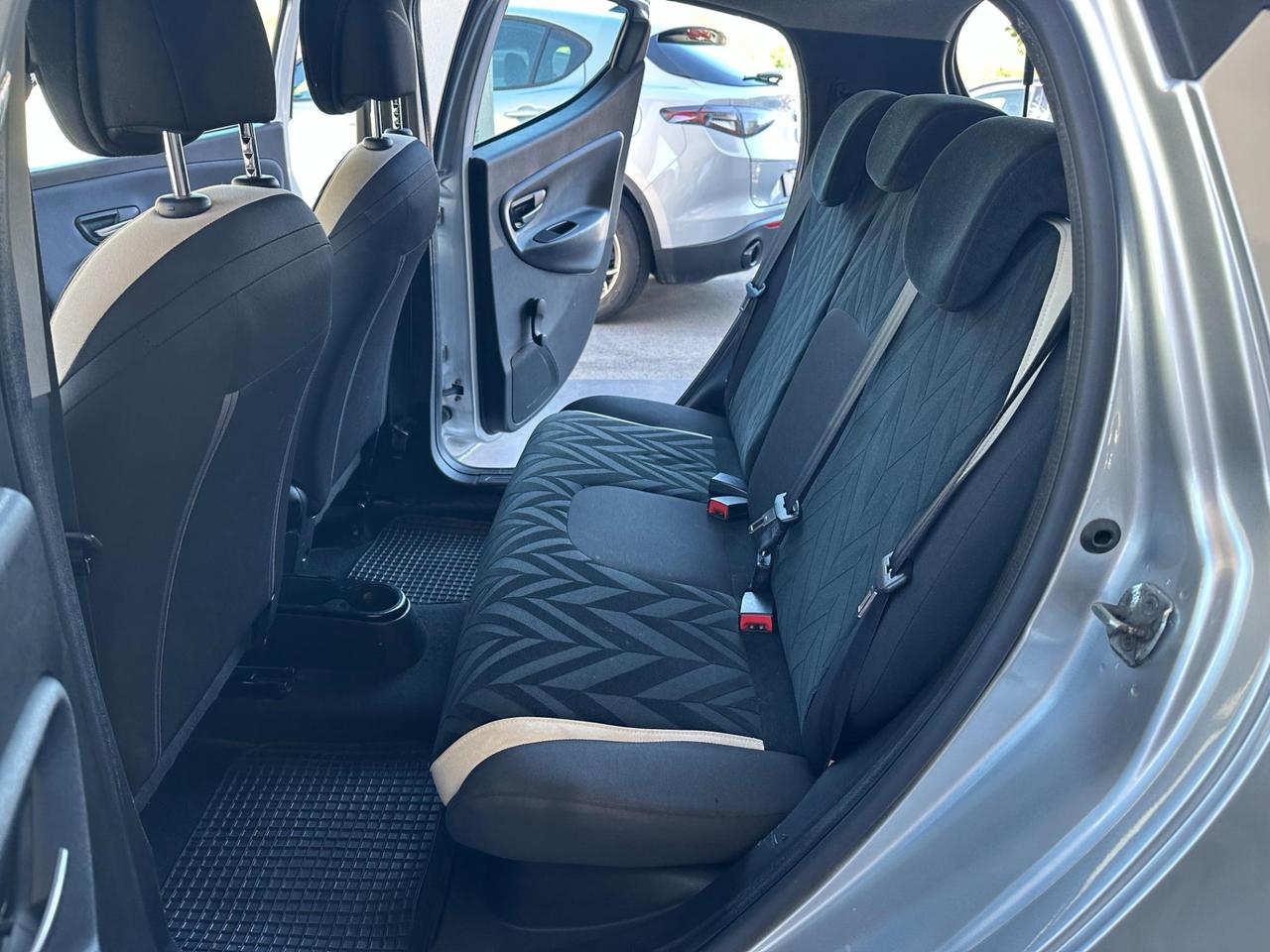 Lancia Ypsilon 5 Porte Ypsilon 1.3 mjt Gold s&s 95cv