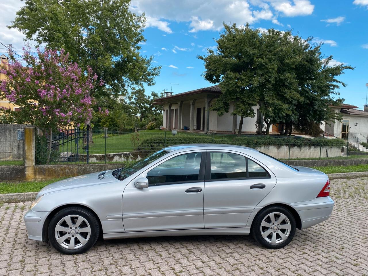 Mercedes-benz C220 CDI Avantgarde Sport