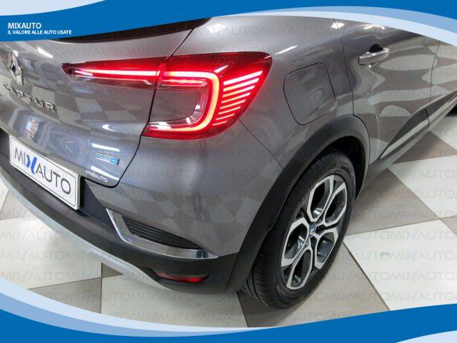 RENAULT Captur 1.6 eTech Hybrid 145cv Intens AUT EU6