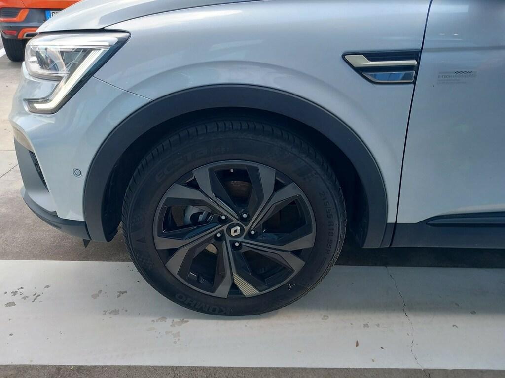 Renault Arkana 1.6 E-TECH Hybrid Engineered Auto