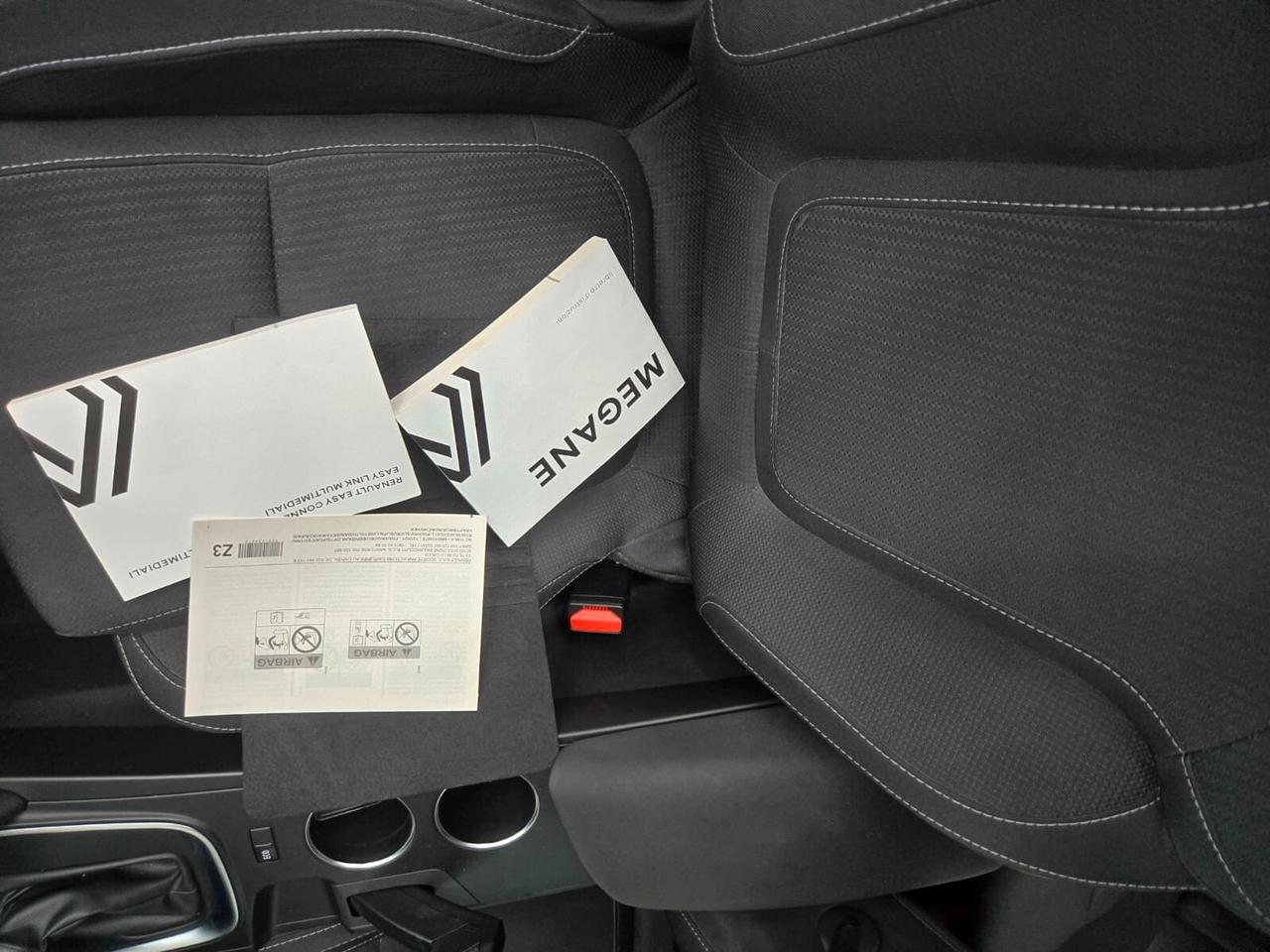 Renault Megane Mégane Blue dCi 115 CV EDC Techno