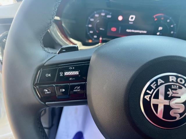 ALFA ROMEO Junior 1.2 136 CV Hybrid eDCT6 Speciale Km 0
