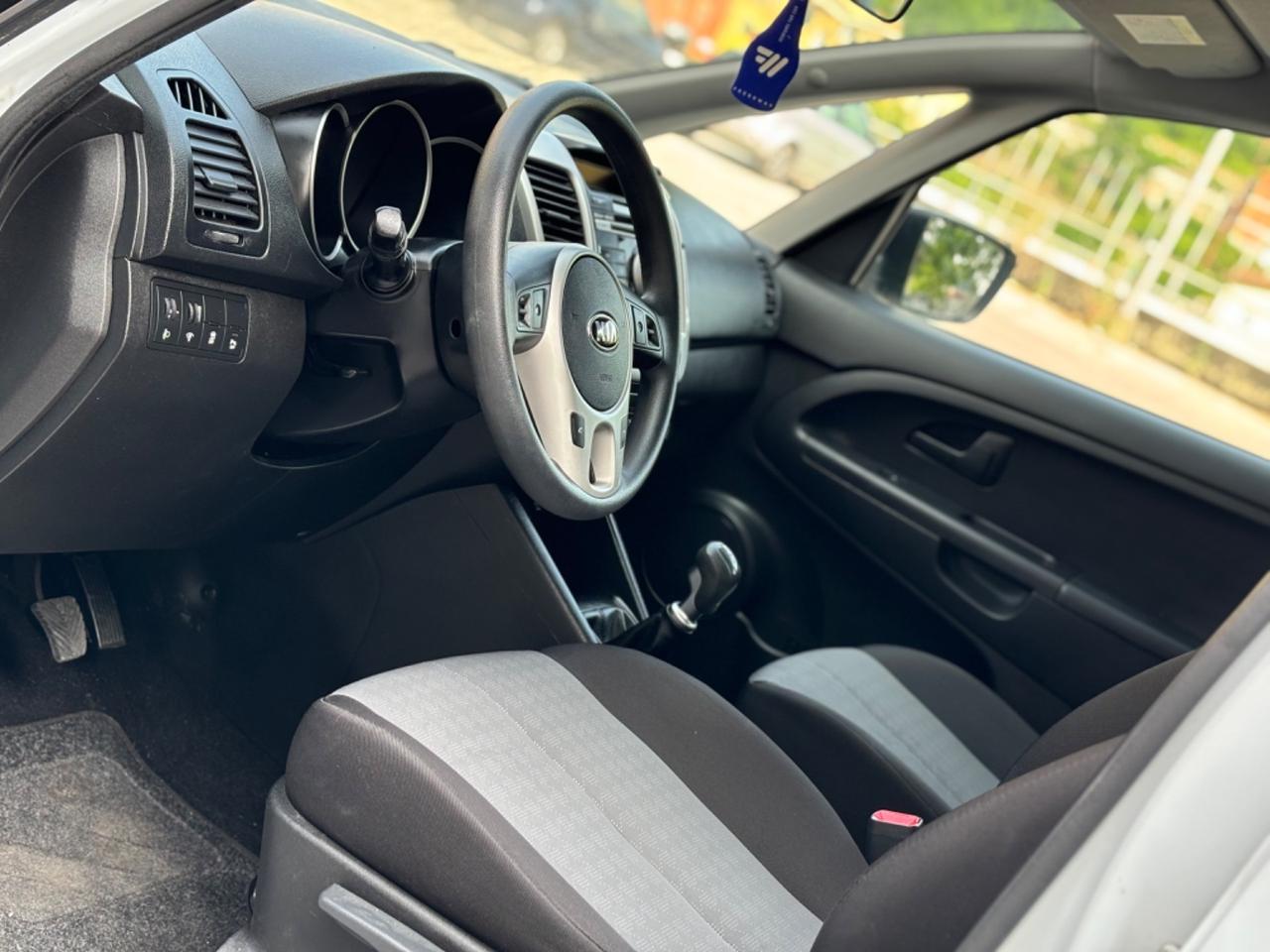 KIA VENGA 1.4 BENZINA 90CV DA VETRINA GARANZIA 12 MESI