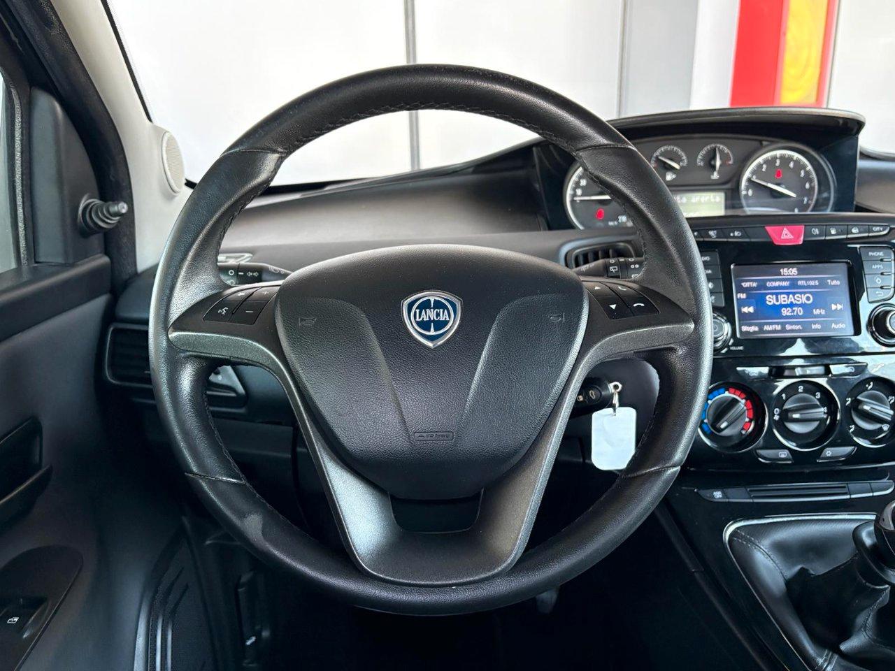 Lancia Ypsilon 5 Porte Ypsilon 1.2 Gold ecochic Gpl 69cv
