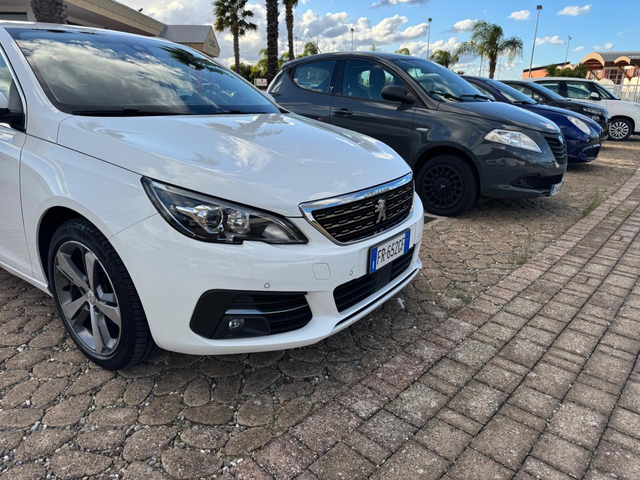 Peugeot 308 BlueHDi 130 S&S SW Allure