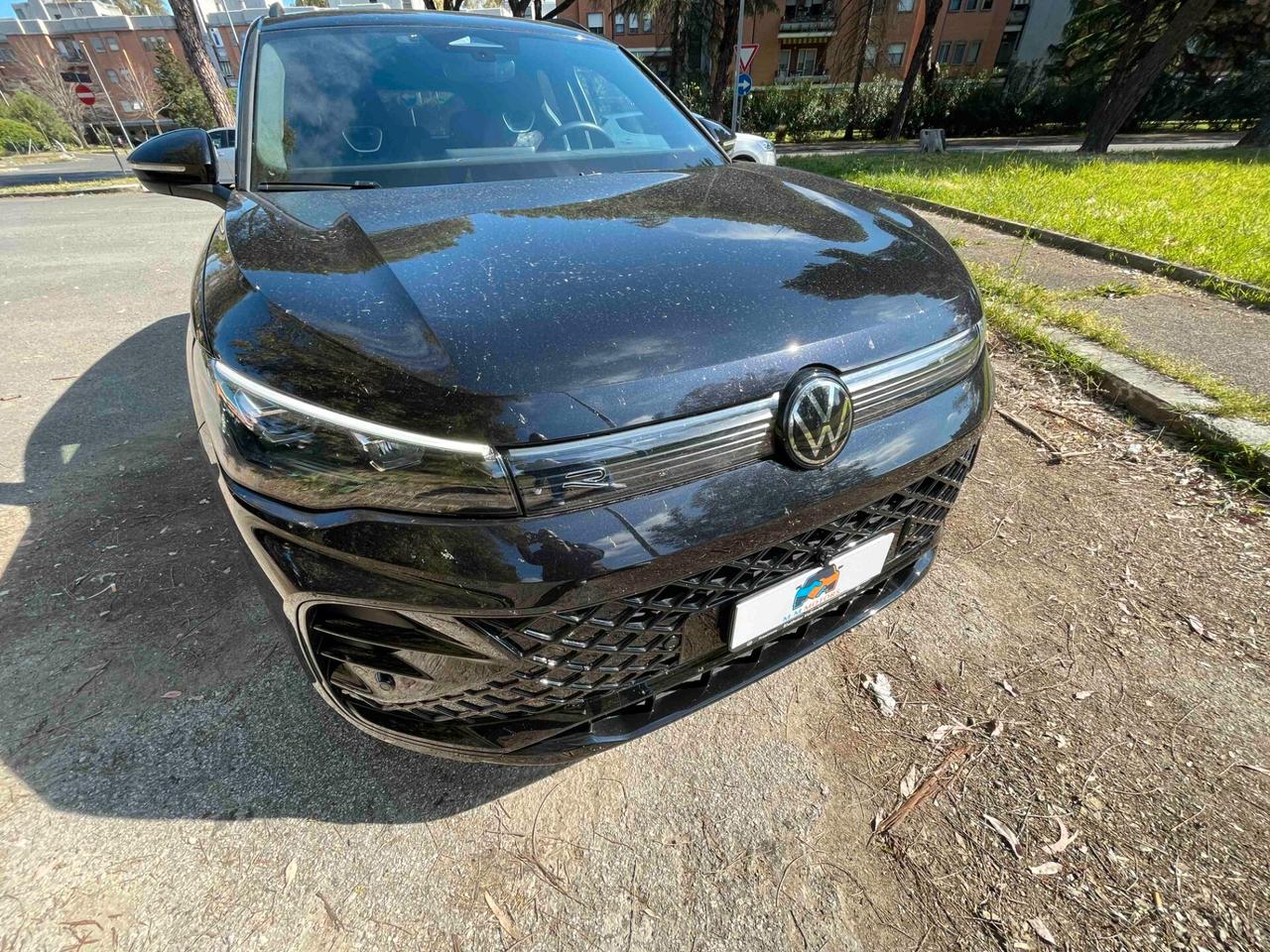 Volkswagen Tiguan 2.0 TDI 150 CV DSG R-Line Black Style Pack Automatica