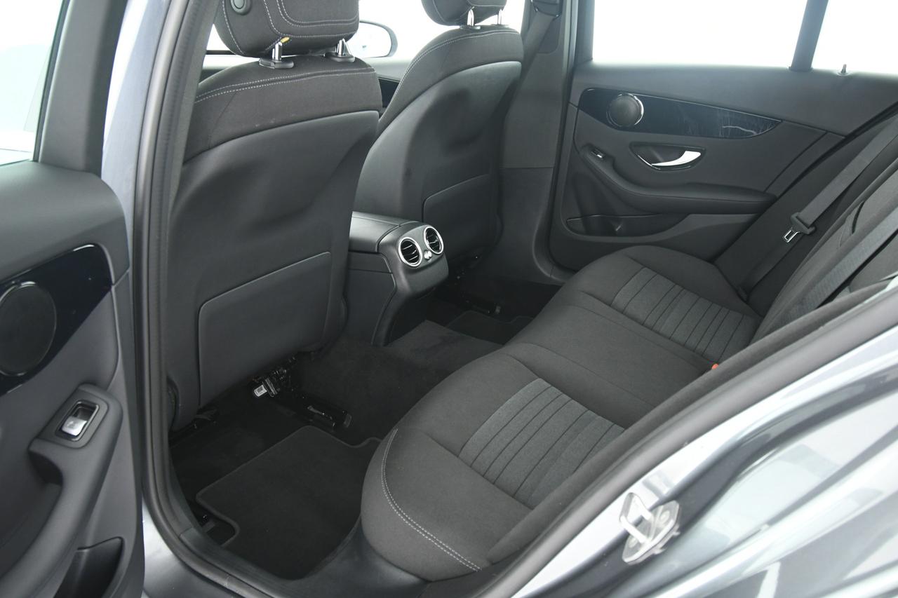 Mercedes-Benz C SW 300 de eq-power Business Extra auto CAMERA+ACC+FULL LED