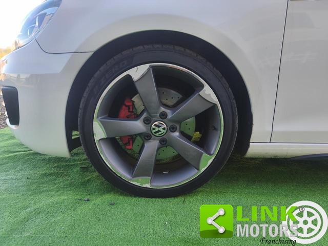 VOLKSWAGEN Golf GTI GTI