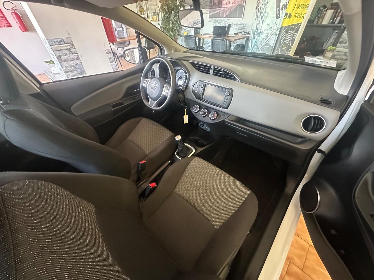 Toyota Yaris 1.0 5 porte