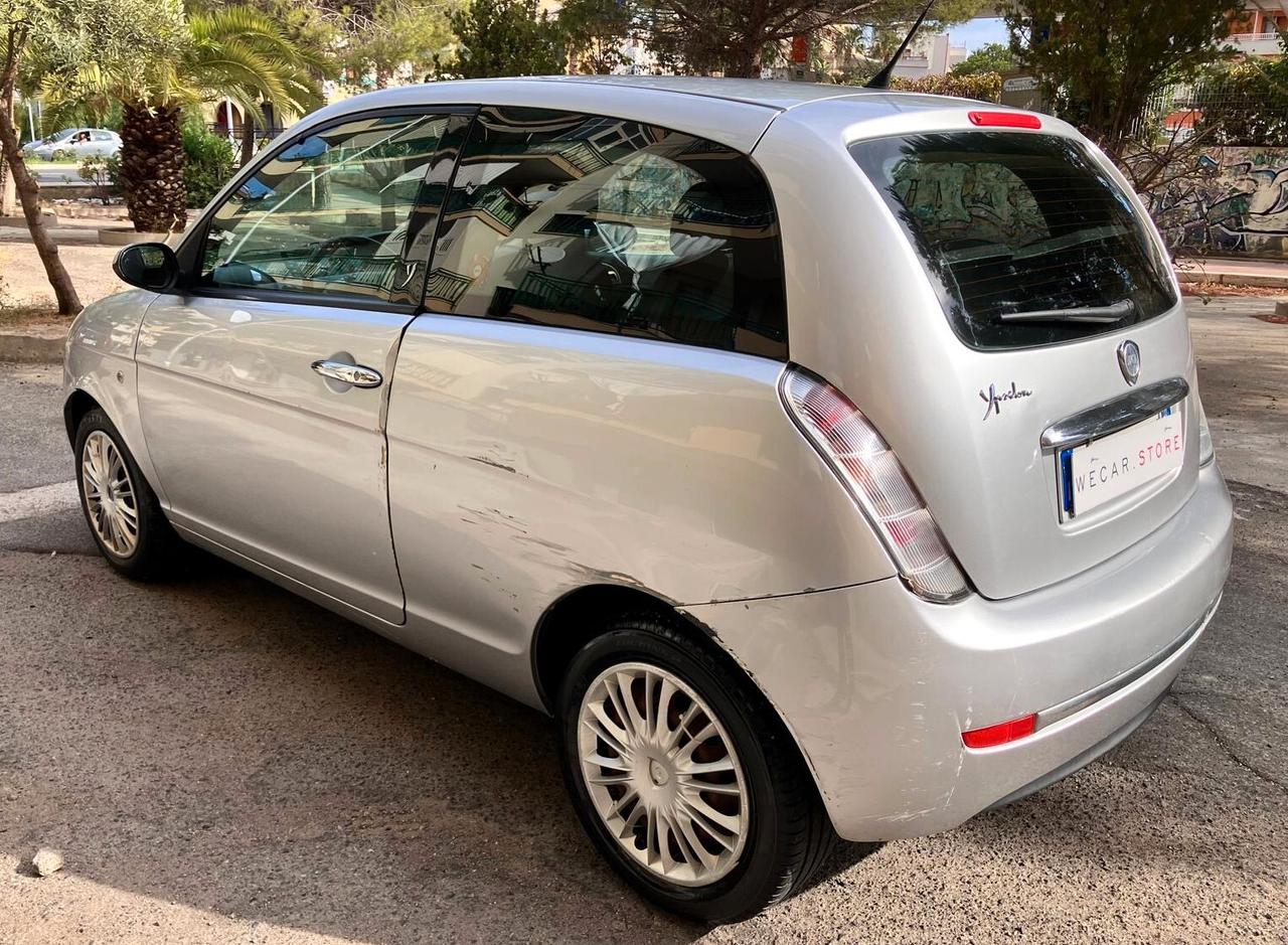 Lancia Ypsilon 1.2 Oro