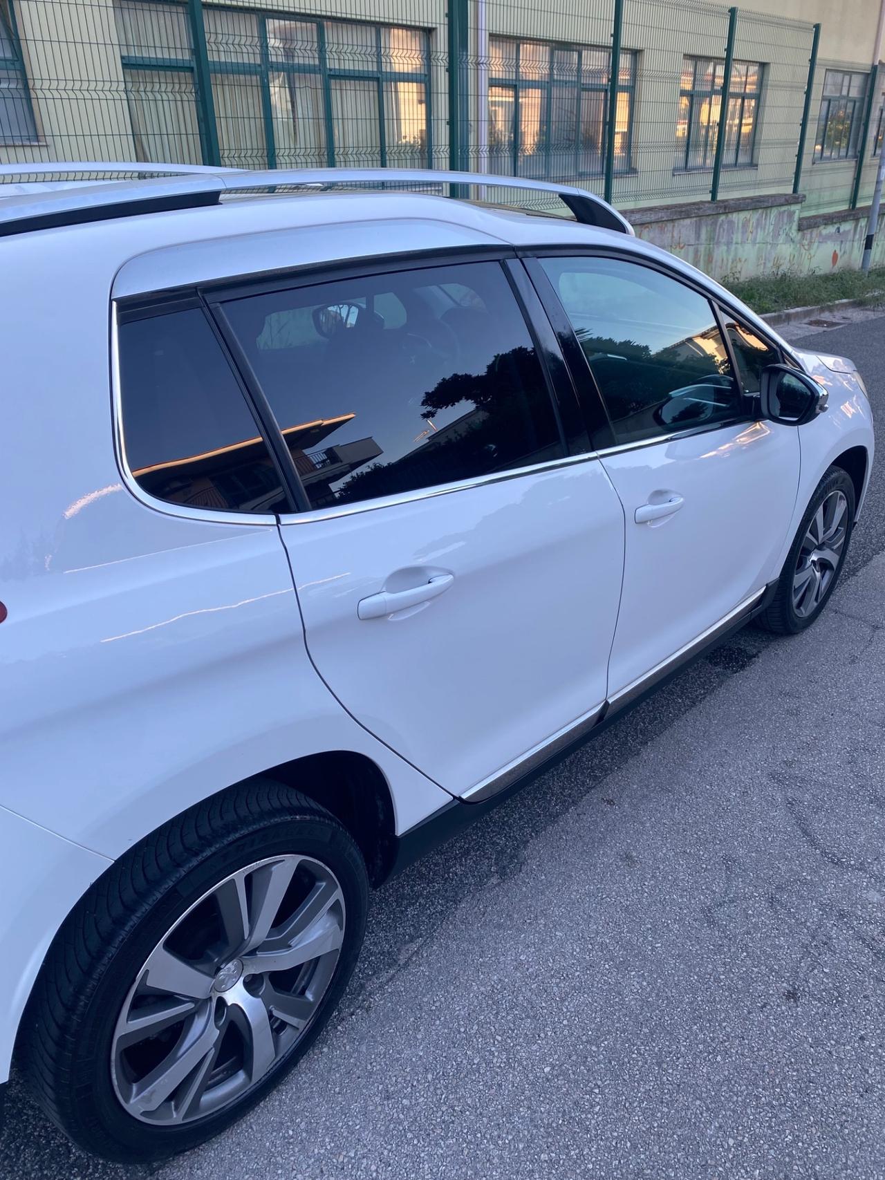 Peugeot 2008 HDI 2014 Full Navi Led Tetto