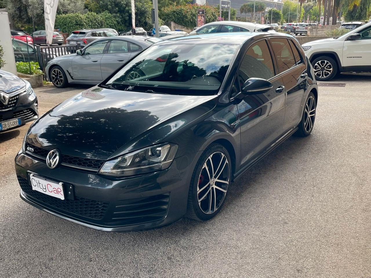 Volkswagen Golf 2.0 TDI DSG 5p. Highline BlueMotion Technology