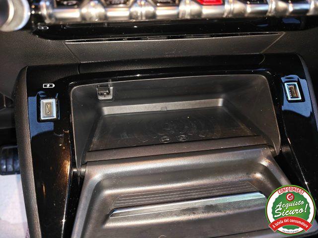 PEUGEOT 208 motore elettrico 136 CV 5 porte Allure