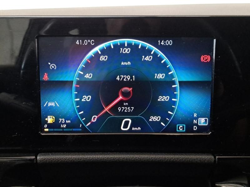 MERCEDES-BENZ GLA 200 d Automatic 4MATIC Sport
