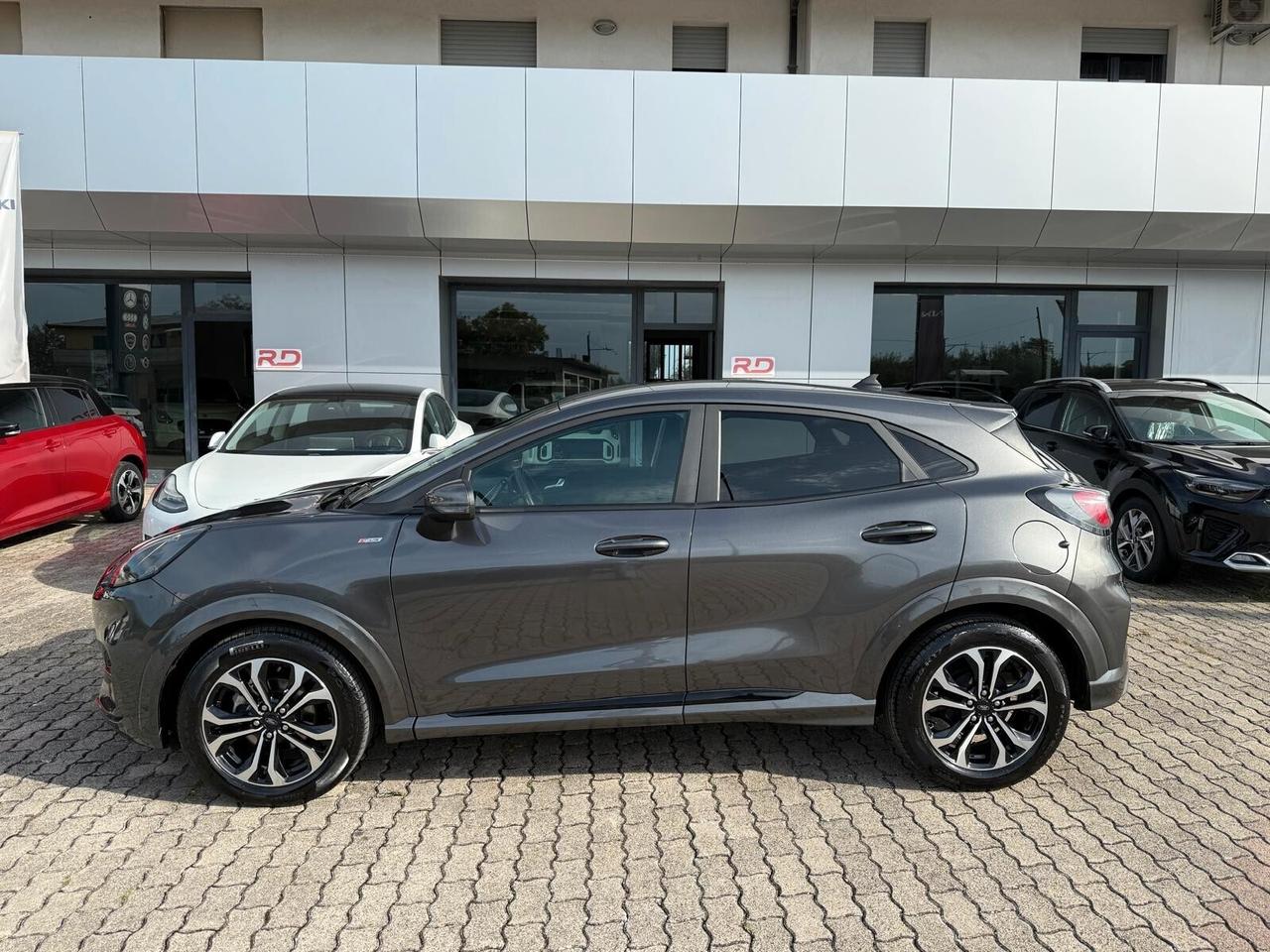 Ford Puma 1.0 EcoBoost Hybrid 125 CV S&S aut. ST-Line