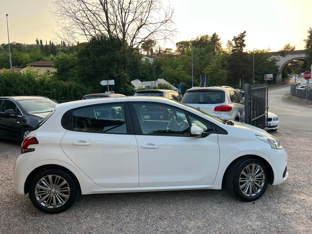 Peugeot 208 PureTech 82 5 porte Active