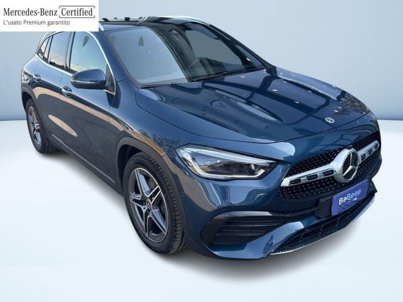 Mercedes-Benz GLA 200 D PREMIUM AUTO
