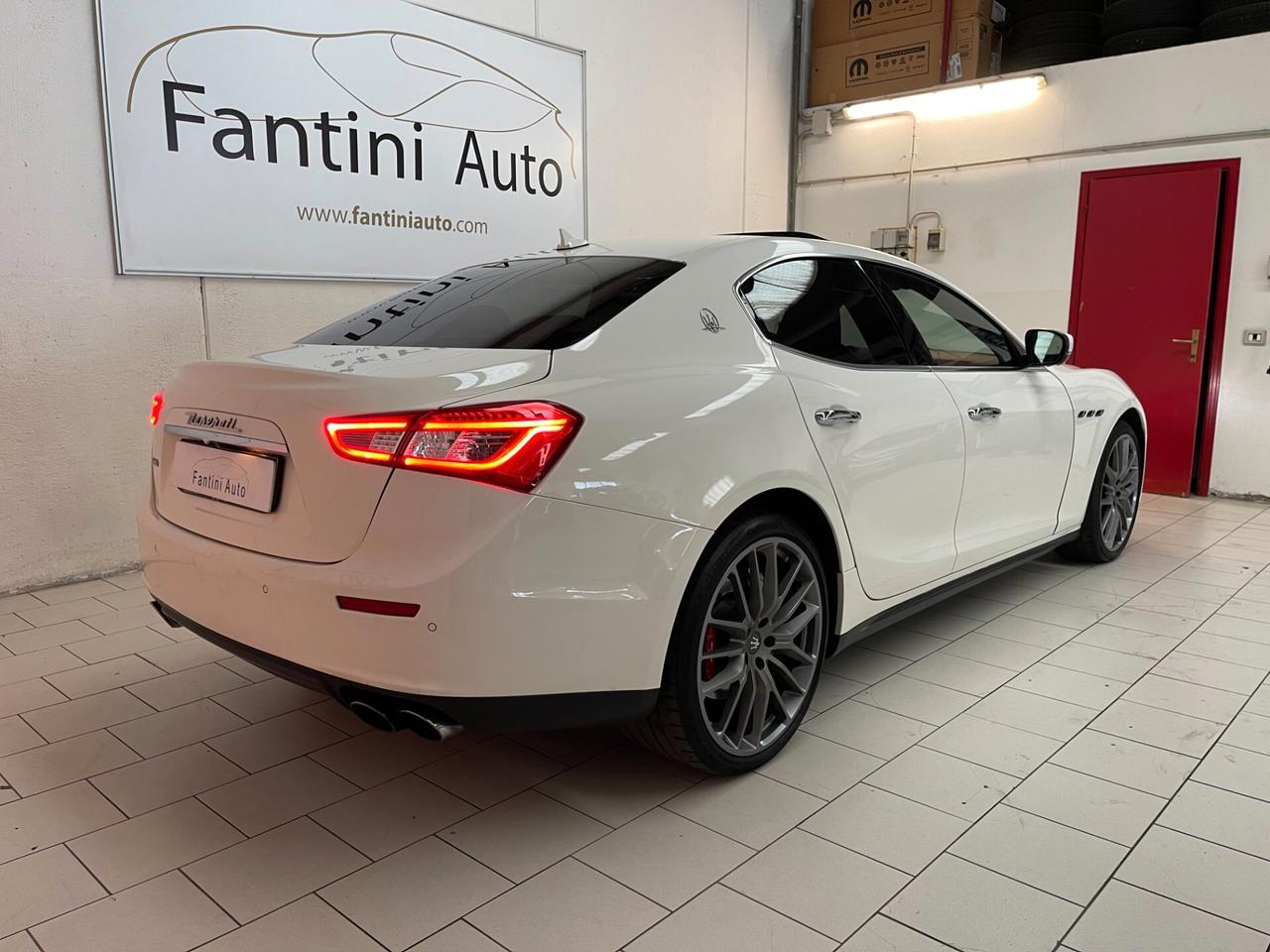Maserati Ghibli 3.0 V6 ds 275cv auto-LEGGI SOTTO