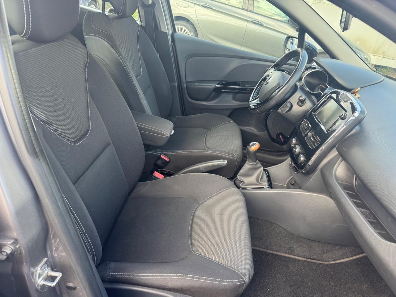 Renault Clio 1.2 75CV GPL 5 porte Live NEOPATENTATI