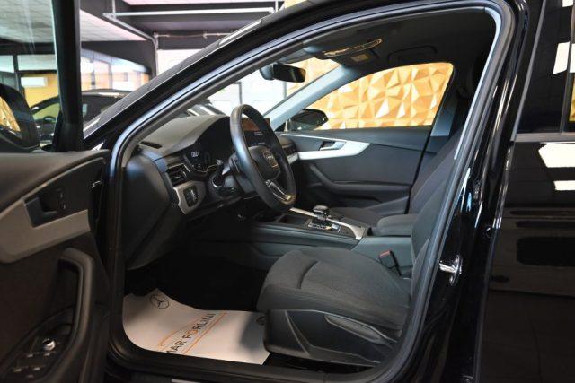 AUDI A4 AVANT 35 TFSI S-TRONIC NAVI SED.RIS.PDC LED FULL!!